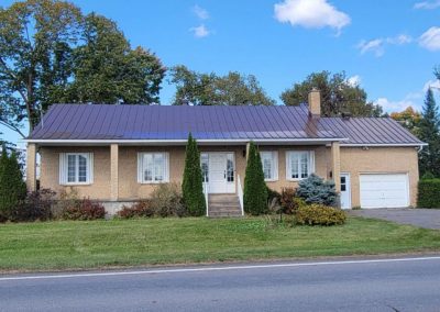 Toit de maison - Service installation de toiture pincé à Lanaudière - Toiture Lormay